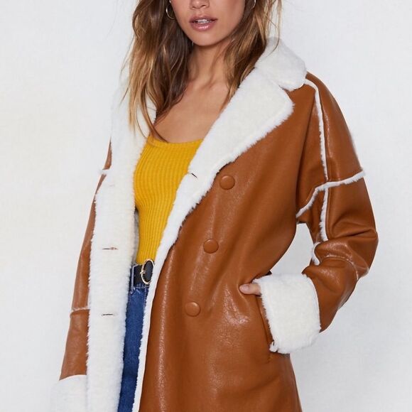 Vintage Style Camel Faux Leather and Shearling Warm Button Front Coat Size S / M - Picture 2 of 7